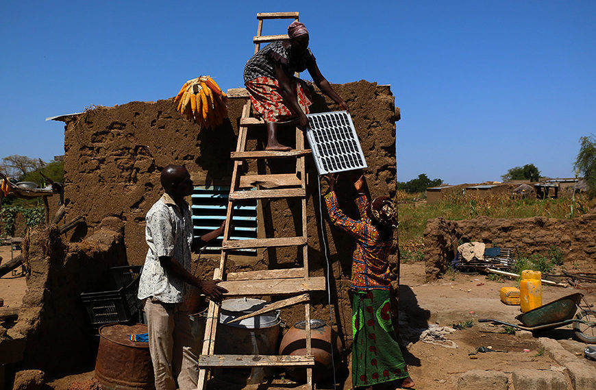 Les avantages du Pay-As-You-Go dans les projets solaires en zones rurales