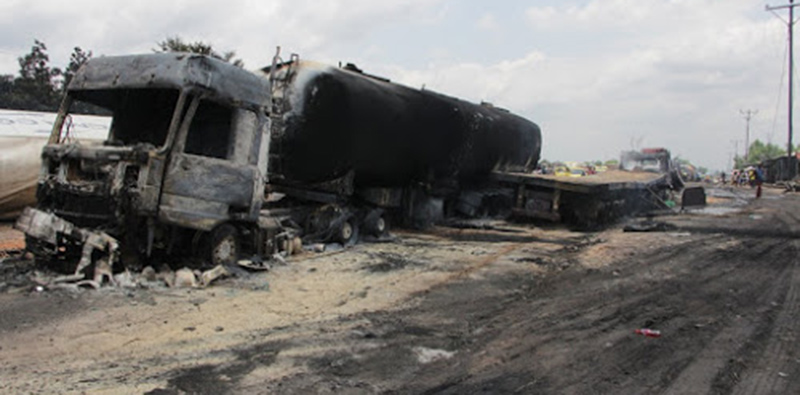RDC: deuil national de trois jours après l’accident d’un camion-citerne qui a fait au moins 50 morts samedi