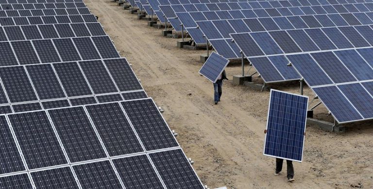 Cameroun  75 mégawatts de projets de centrales solaires “en cours de