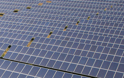 Tunisie: les entreprises Scatec Solar, TBEA, Amea, Engie et Nareva vont gérer sur 20 ans 500 MW de centrales solaires