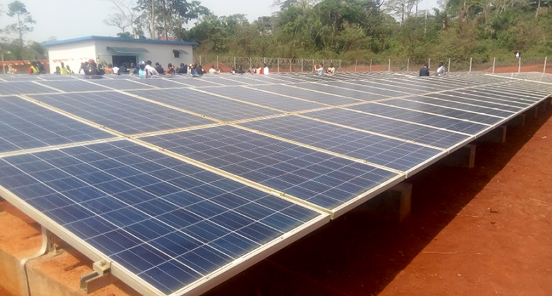 Cameroun: le Minee va céder à l’Agence d’électrification rurale la gestion des localités électrifiées par le solaire photovoltaïque