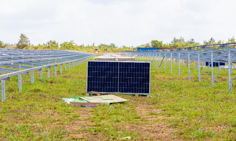Bénin: le début des opérations commerciales de la centrale solaire d’Illoulofin escompté en avril 2022