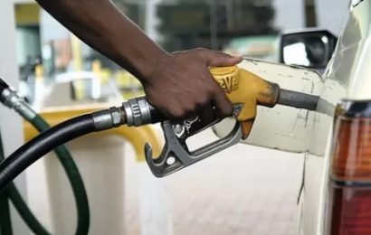 Nigeria: amendement sur la loi pétrolière envisagé après la volte-face sur les subventions des carburants