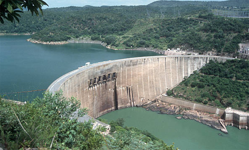 Zimbabwe – Zambie: achèvement de la réhabilitation de la paroi du barrage de Kariba fin janvier 2022 (ZRA)