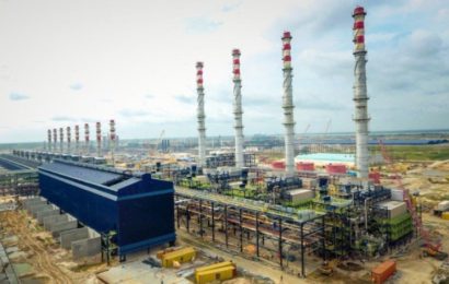 Nigeria : première cargaison de pétrole brut transférée à la raffinerie de Dangote