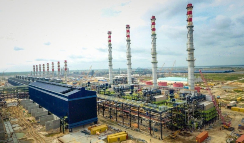 Nigeria : première cargaison de pétrole brut transférée à la raffinerie de Dangote
